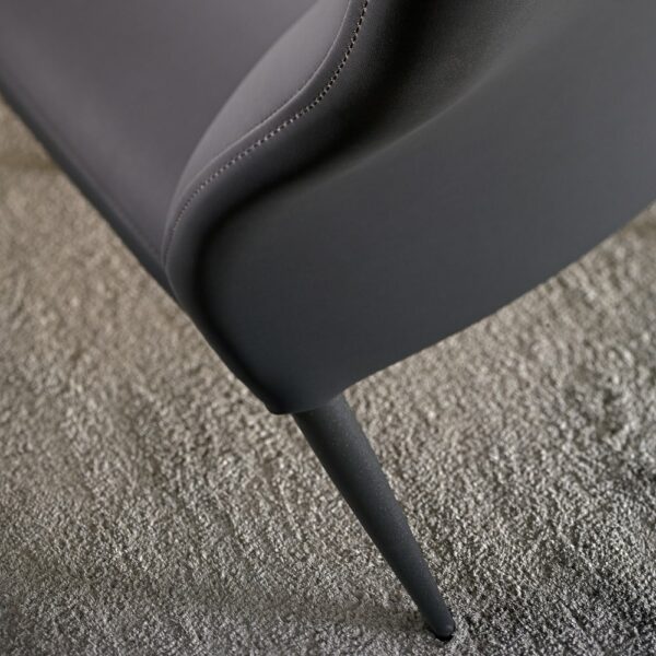 CHAISE MEGANE -TISSU -CUIR - PIEDS METAL EUROPEA FABRICATION ITALIENNE MEUBLES DUQUESNOY FRELINGHIEN NORD LILLE ARMENTIERES