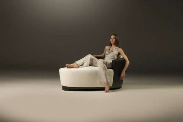 FAUTEUIL HOTEL - CALIA ITALIA - DESIGN - ART DECO- INDEMODABLE - LUXE - FABRICATION ITALIENNE -MEUBLES DUQUESNOY FRELINGHIEN NORD - LILLE