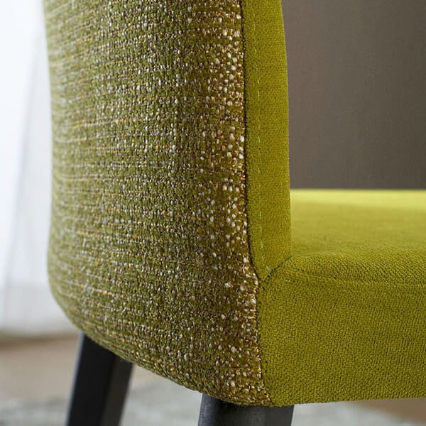 CHAISE ALBA EN TISSU OU CUIR DIFFERENTS COLORIS FABRICATION ITALIENNE EUROPEA MEUBLES DUQUESNOY FRELINGHIEN NORD LILLE ARMENTIERES